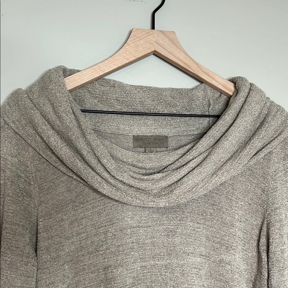 Barefoot Dreams Cozy Chic Ultra Lite Brown Cowl Neck Sweater Large - Picture 5 of 6